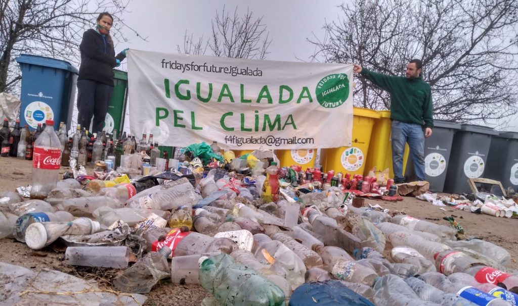 Recollides de deixalles del riu